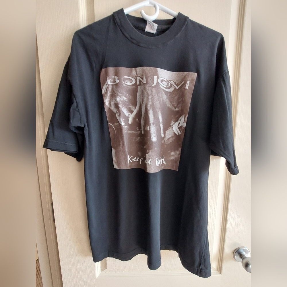 BON JOVI VINTAGE 1992/93 Keep the Faith T-Shirt. Size Large. 🎼